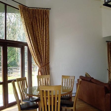 Lough Rynn Self Catering Villa Mohill ภายนอก รูปภาพ